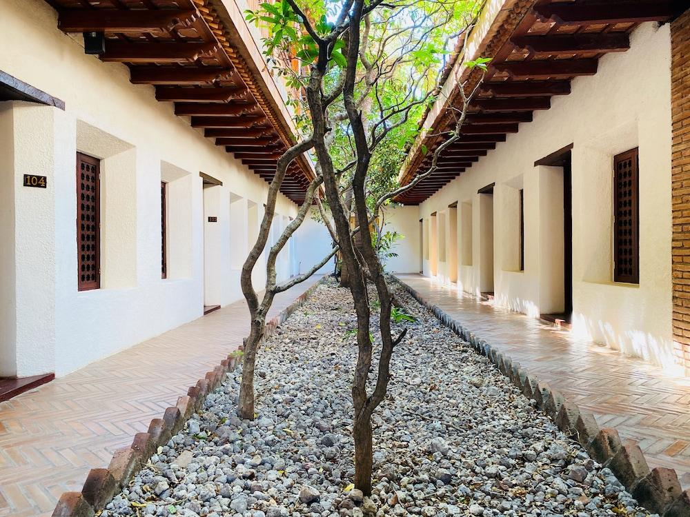 Hotel El Internacional Granada Ngoại thất bức ảnh