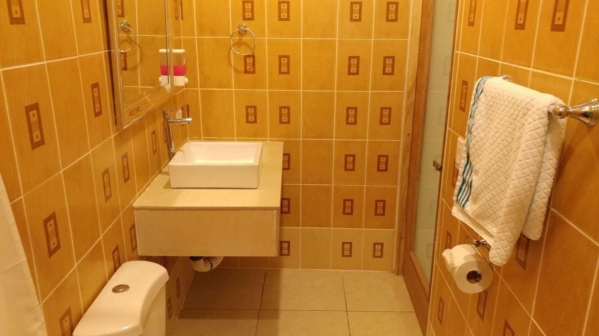 Hotel El Internacional Granada Ngoại thất bức ảnh